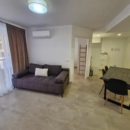Park Apartmán *