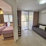Apartment Park *